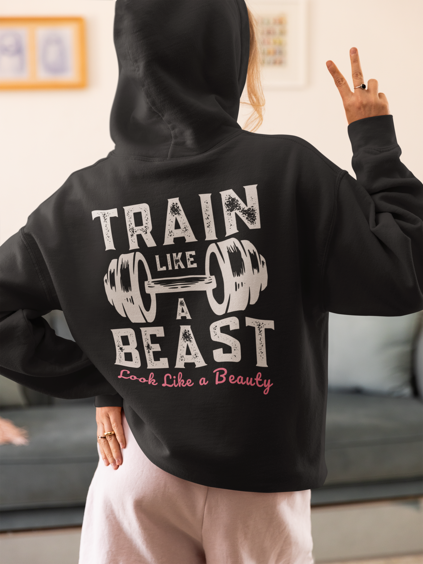 Train like a beast, look like a beauty - Unisex Heavy Blend™ Hooded Sweatshirt